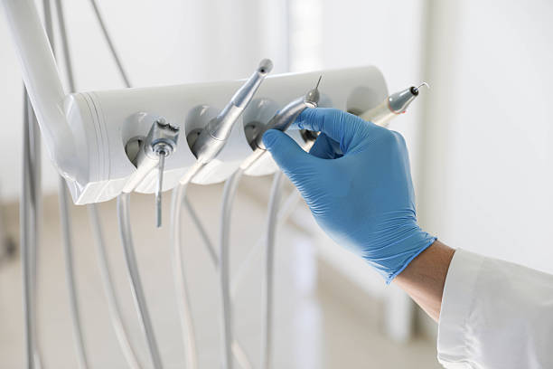 Professional Emergency Dentist technician working in Clinton, UT